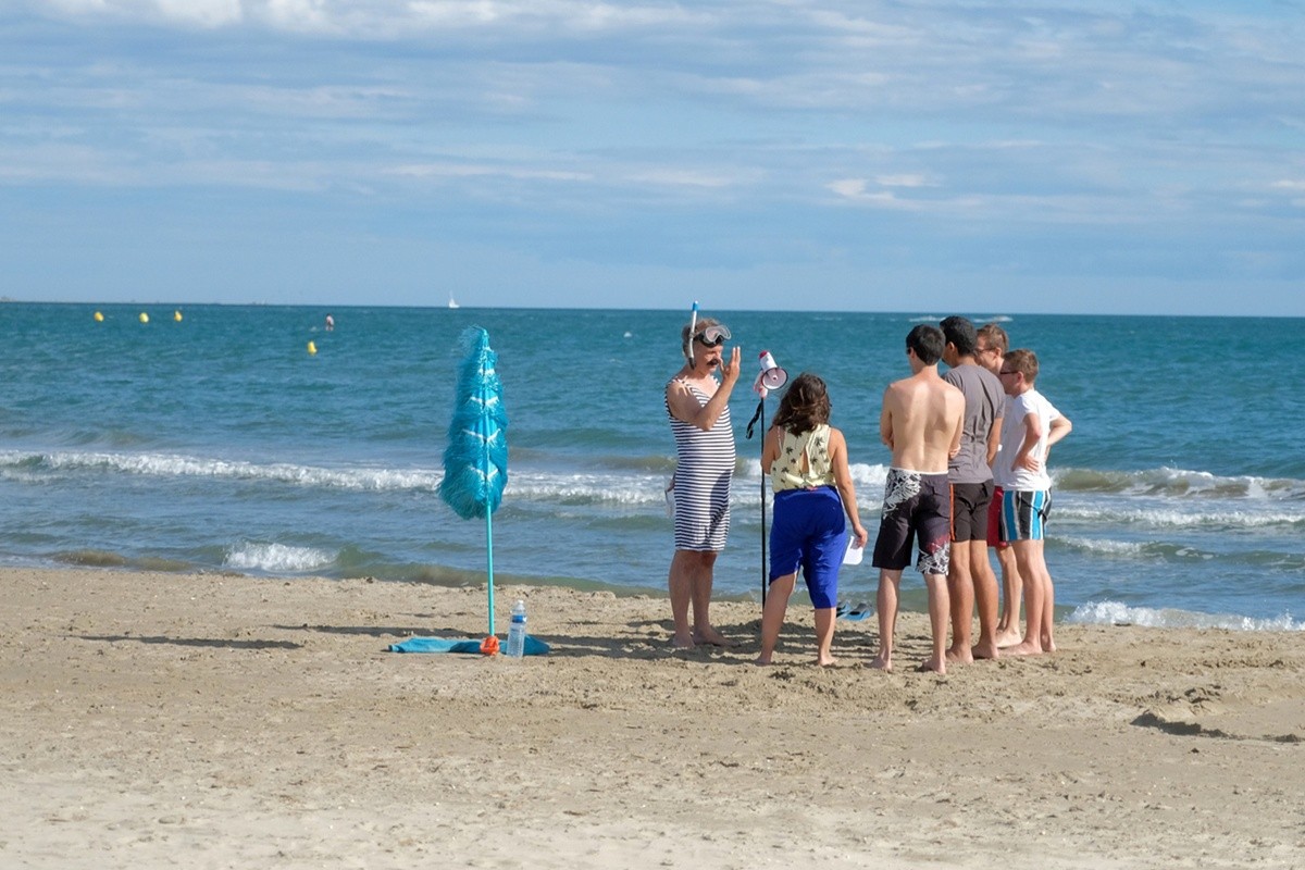 Team Building a la plage - Organisateur d'événement et séminaire à Montpellier - Agence Evenementiel Listen'Up