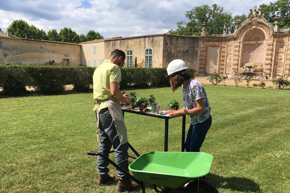 Team Building à Montpellier dans un château ou une Folie par l'agence évènementielle ListenUp