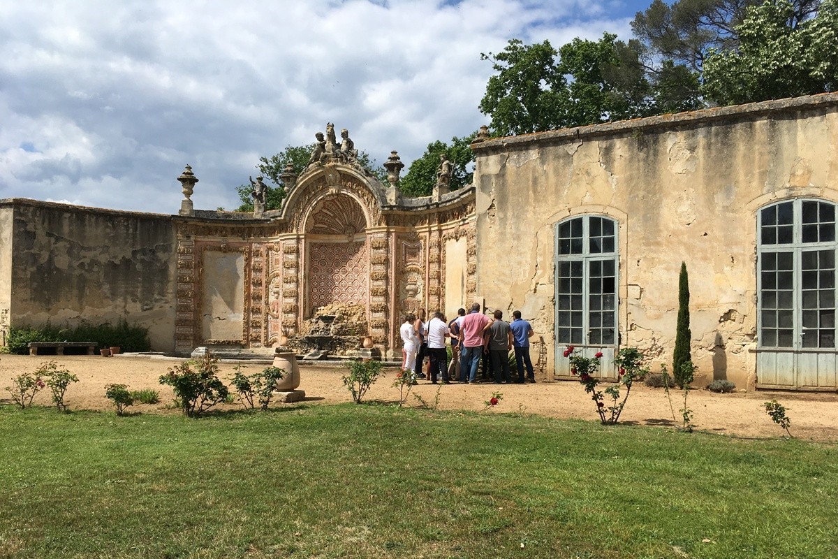 Team Building à Montpellier dans un château ou une Folie par l'agence évènementielle ListenUp